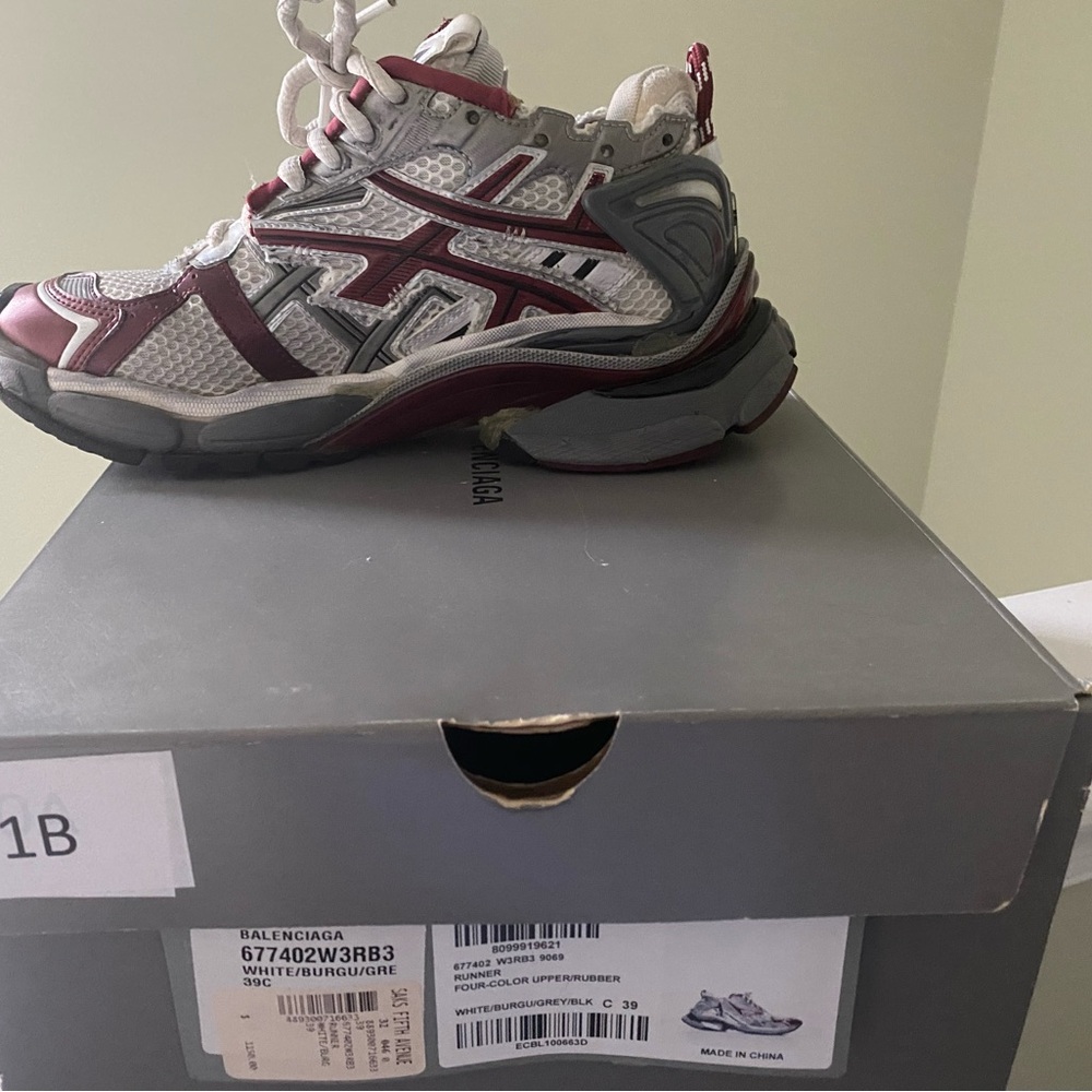 Balenciaga White and Burgundy Sneakers